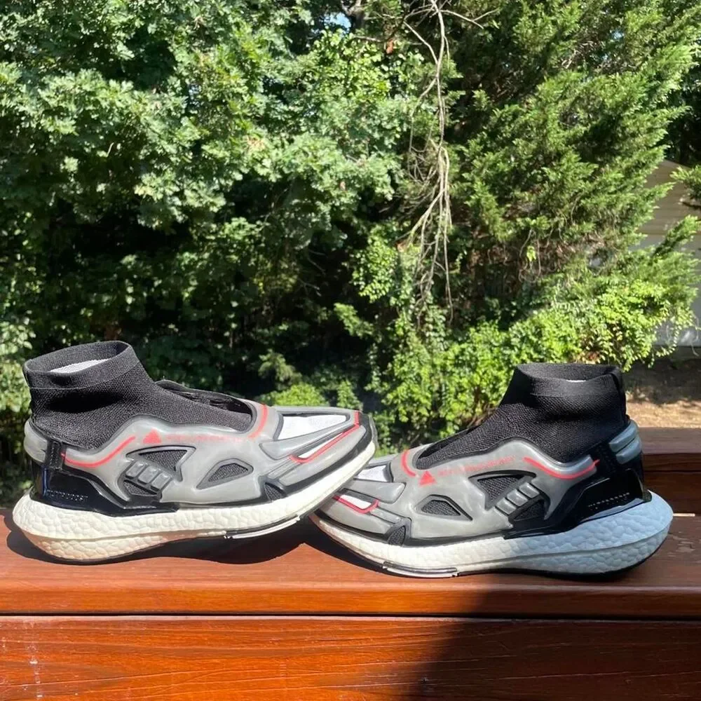 Womens 7.5 Stella Mccartney x Adidas UltraBoost 22 Black White Trainers